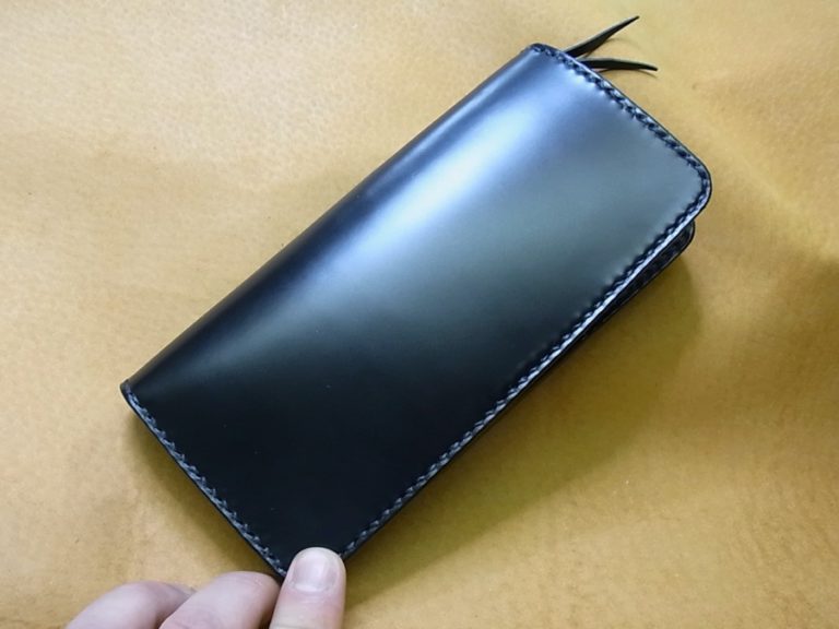 コードバン財布