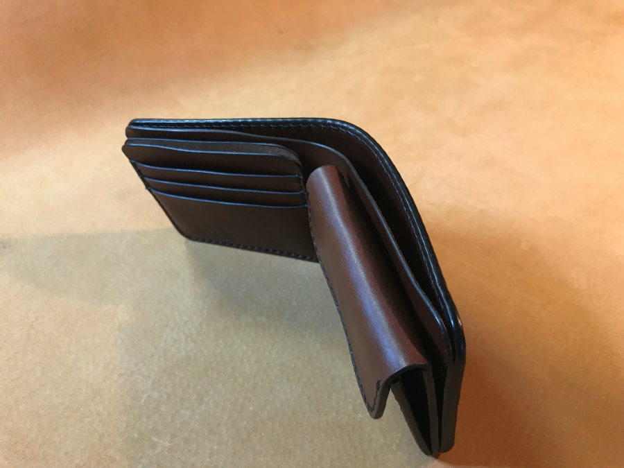 2つ折革財布