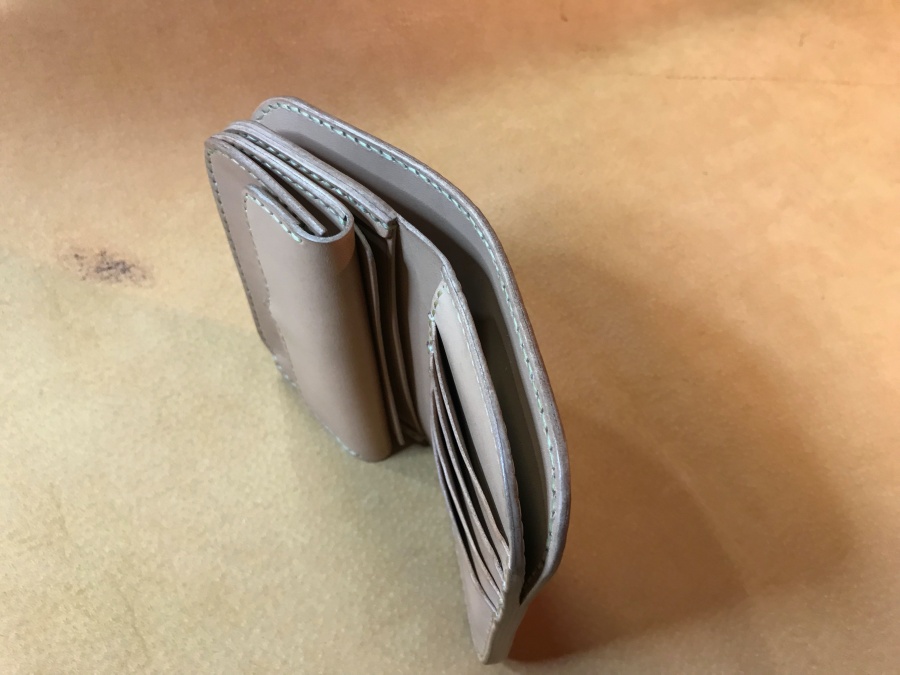 2つ折革財布
